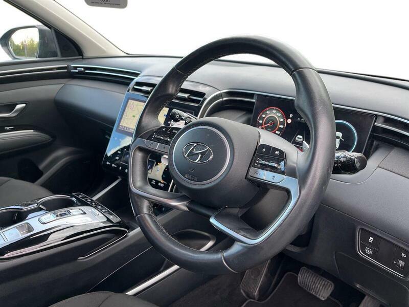 Hyundai Tucson 1.6 H T-gdi Premium Euro 6 Ss MJ22GAO Black #3