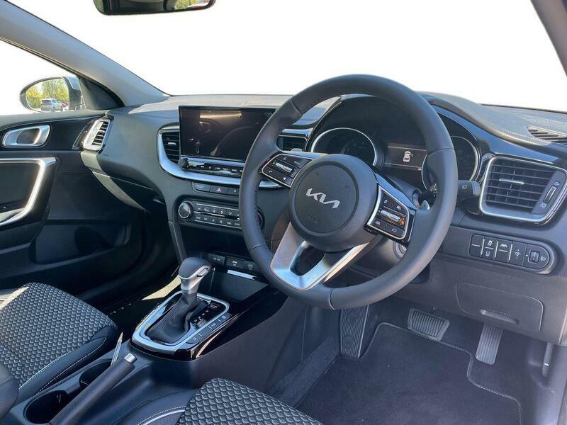 Kia Xceed 1.0 T-gdi Mhev Pure Dct Euro 6 Ss Silver #3