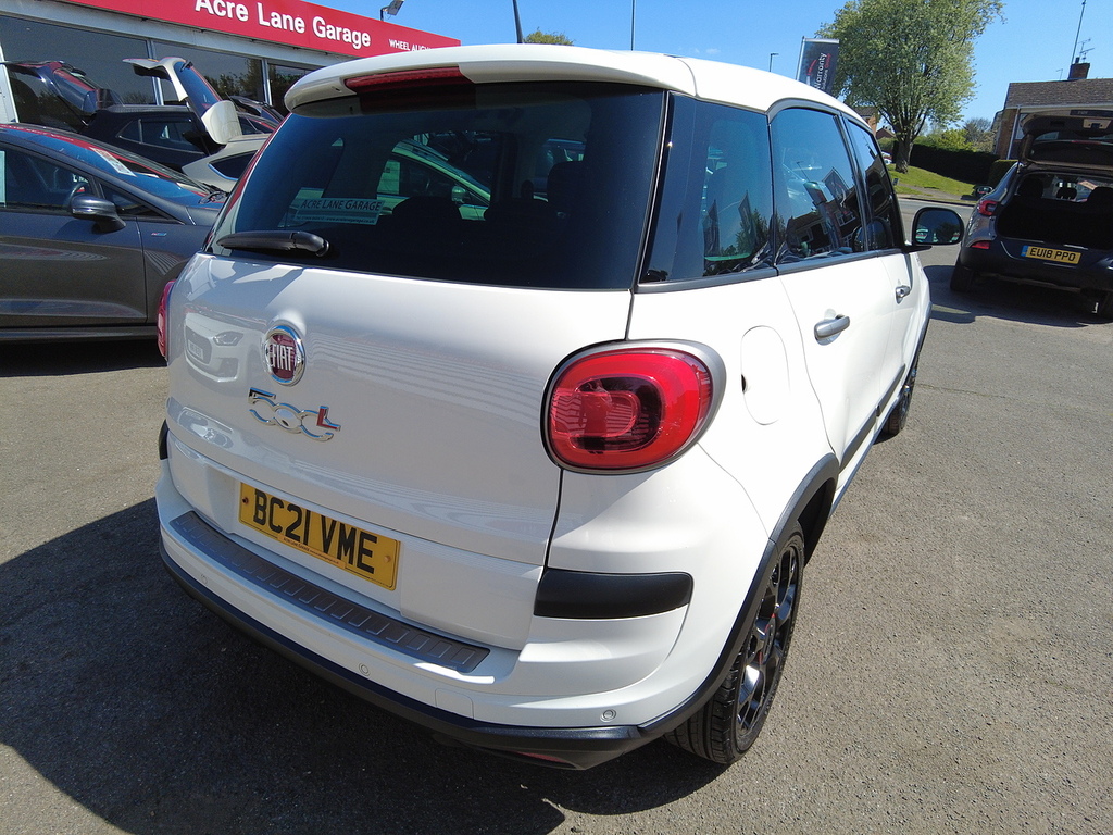 Fiat 500L Sport White #3