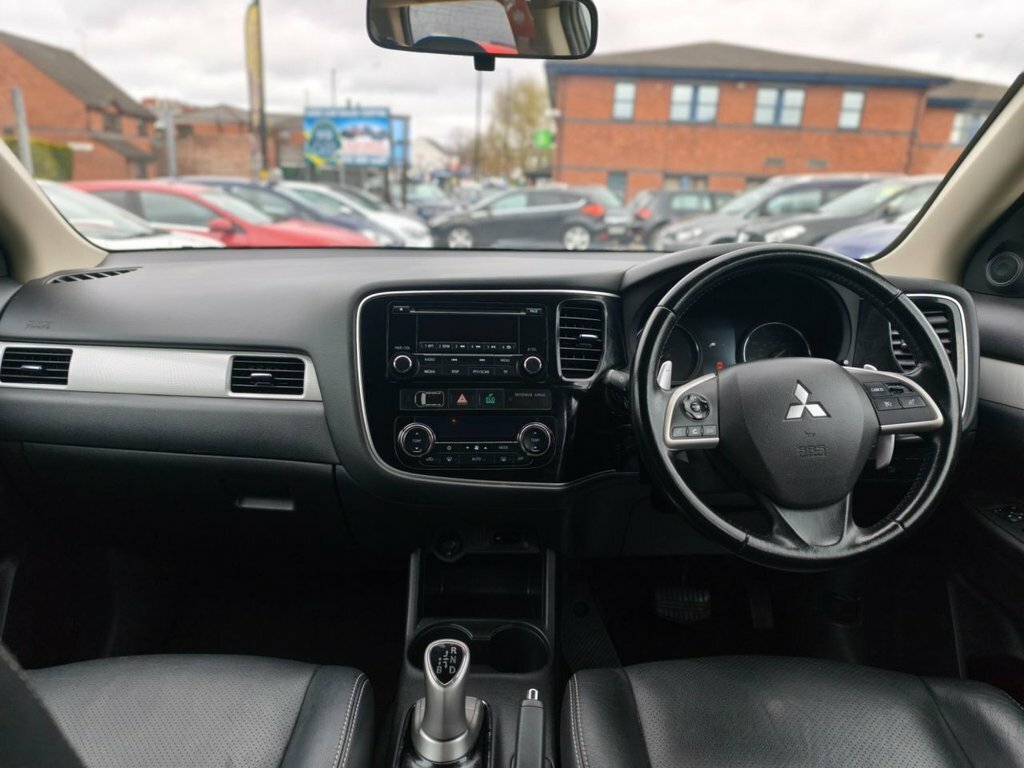 Mitsubishi Outlander 2L Gx3h DN64UYB White #6