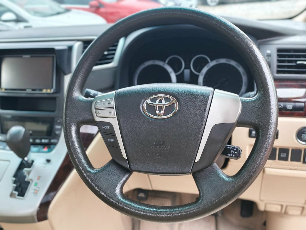 Toyota Vellfire Mpv Black #3