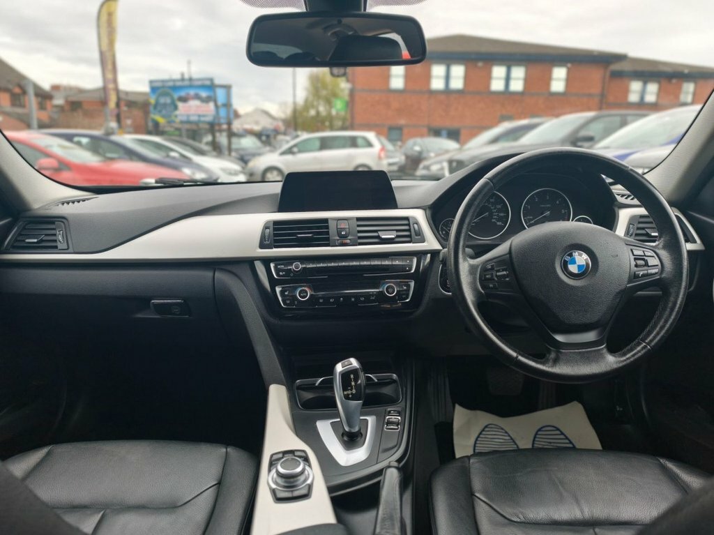 BMW 3 Series 2L Ed Plus YD17USZ White #6