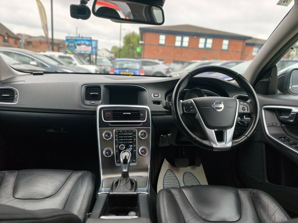 Volvo V60 Estate Black #6