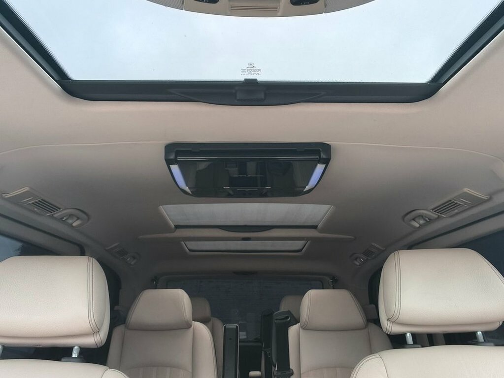 Mercedes-Benz V Class V6 Mpv Ambiente Black #15