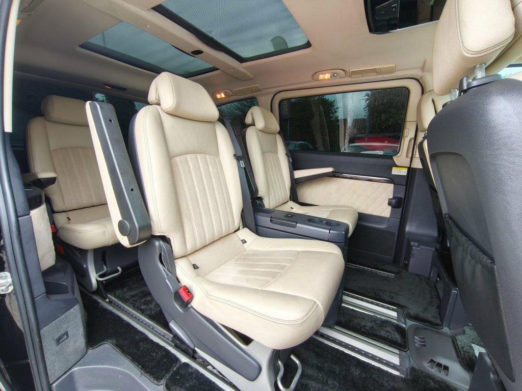 Mercedes-Benz V Class V6 Mpv Ambiente Black #13