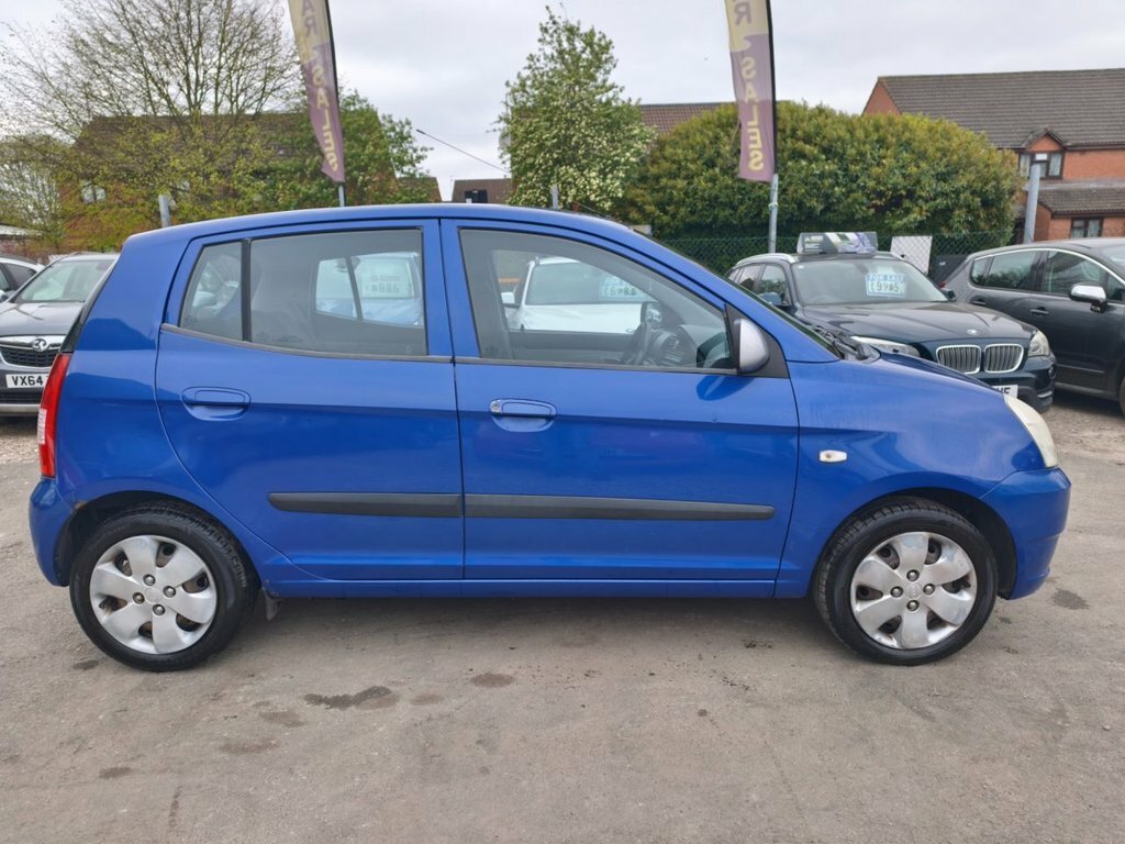 Kia Picanto 1.1 LX Black #8