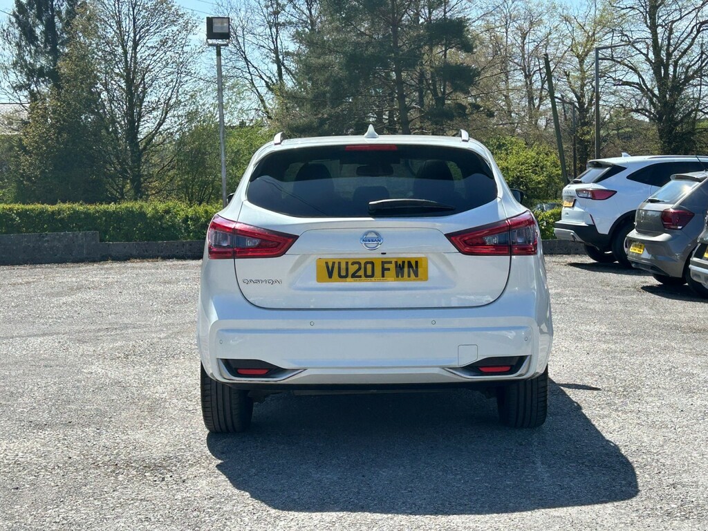 Nissan Qashqai 1.3 Dig-t Tekna VU20FWN White #4