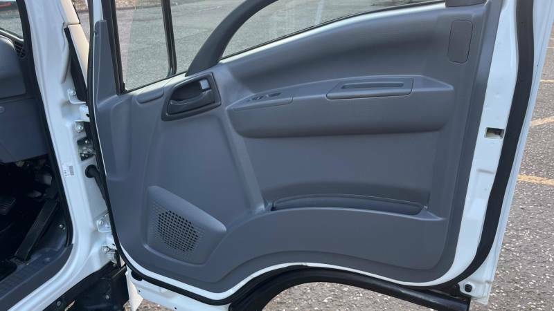 Isuzu Chassis Cab Se Easyshift - 2021 21 PN21LHB White #4