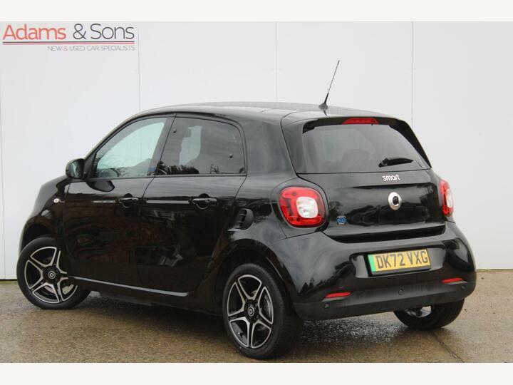 Smart Forfour 17.6Kwh Premium 22Kw Charger Black