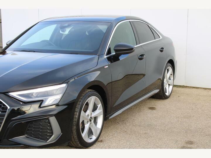 Audi A3 1.0 Tfsi 30 S Line Euro 6 Ss VU72DSX Black #4