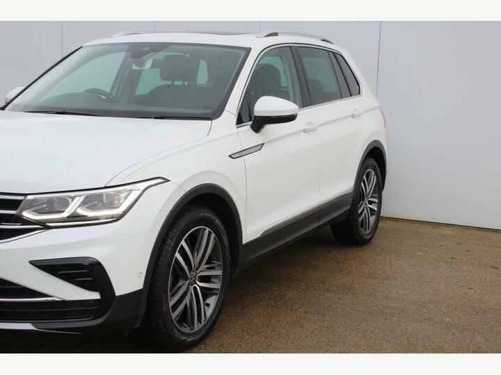 Volkswagen Tiguan 1.5 Tsi Elegance Dsg Euro 6 Ss White #4