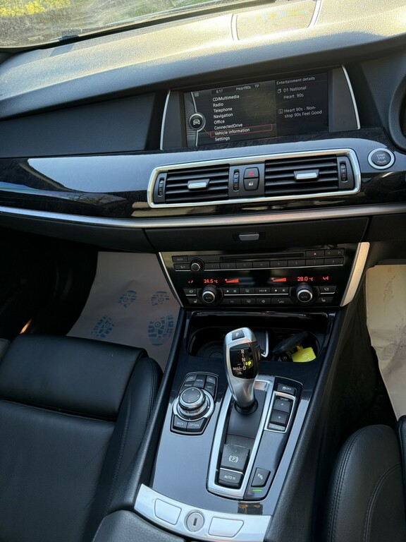 BMW 5 Series Gran Turismo Hatchback Black #19