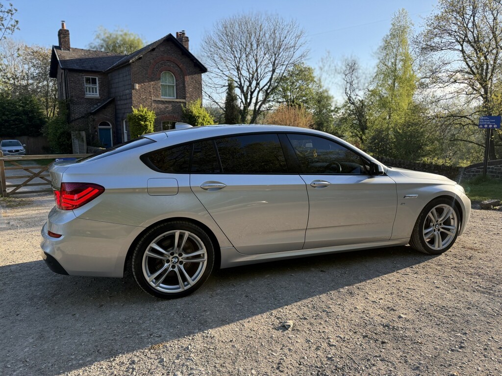 BMW 5 Series Gran Turismo Hatchback Black #13
