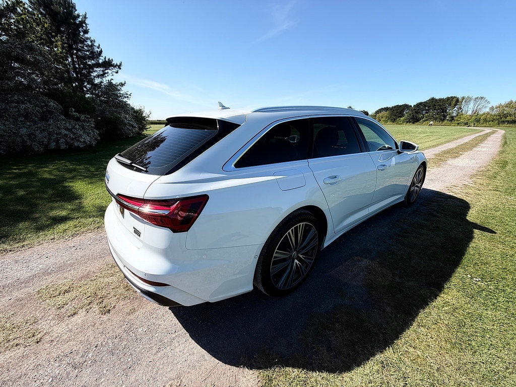 Audi A6 Avant S-line Quattro WY19HAA White #3