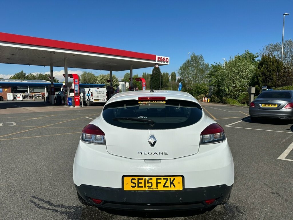 Renault Megane 1.5L Dynamique Tomtom White #4