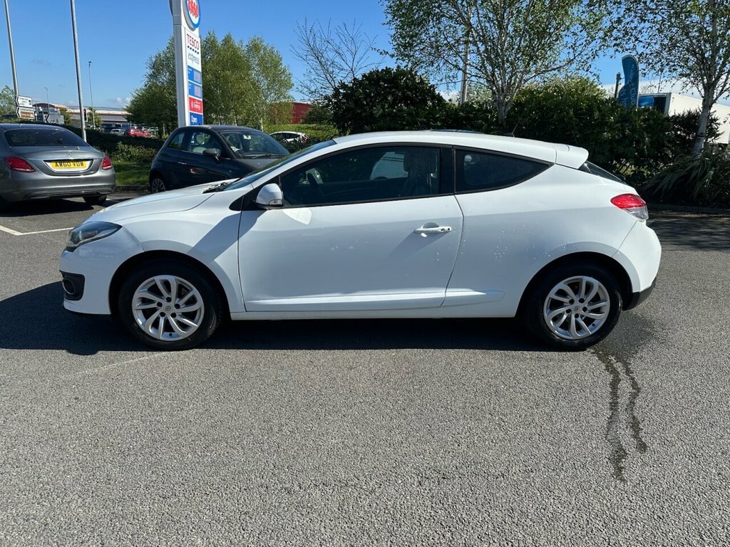 Renault Megane 1.5L Dynamique Tomtom White #6