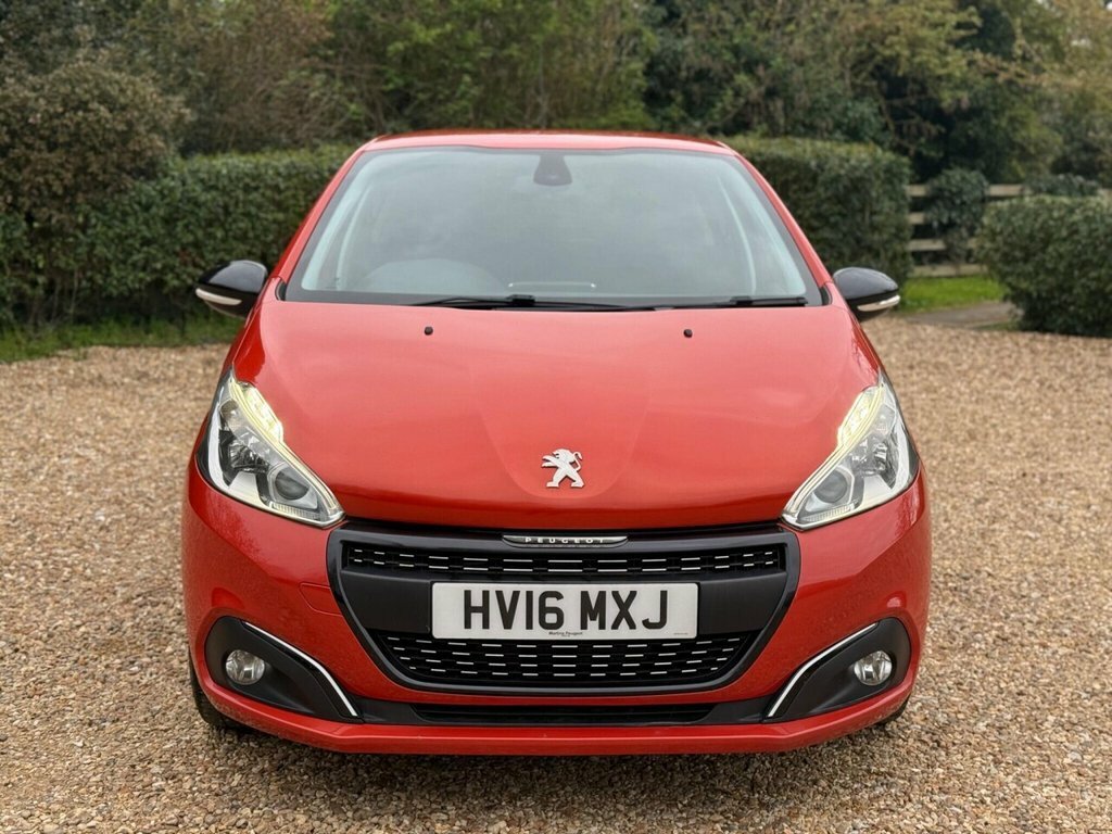 Peugeot 208 Hatchback HV16MXJ Orange #2