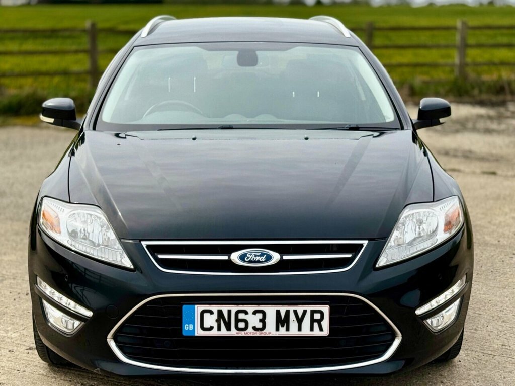 Ford Mondeo Estate Black #5