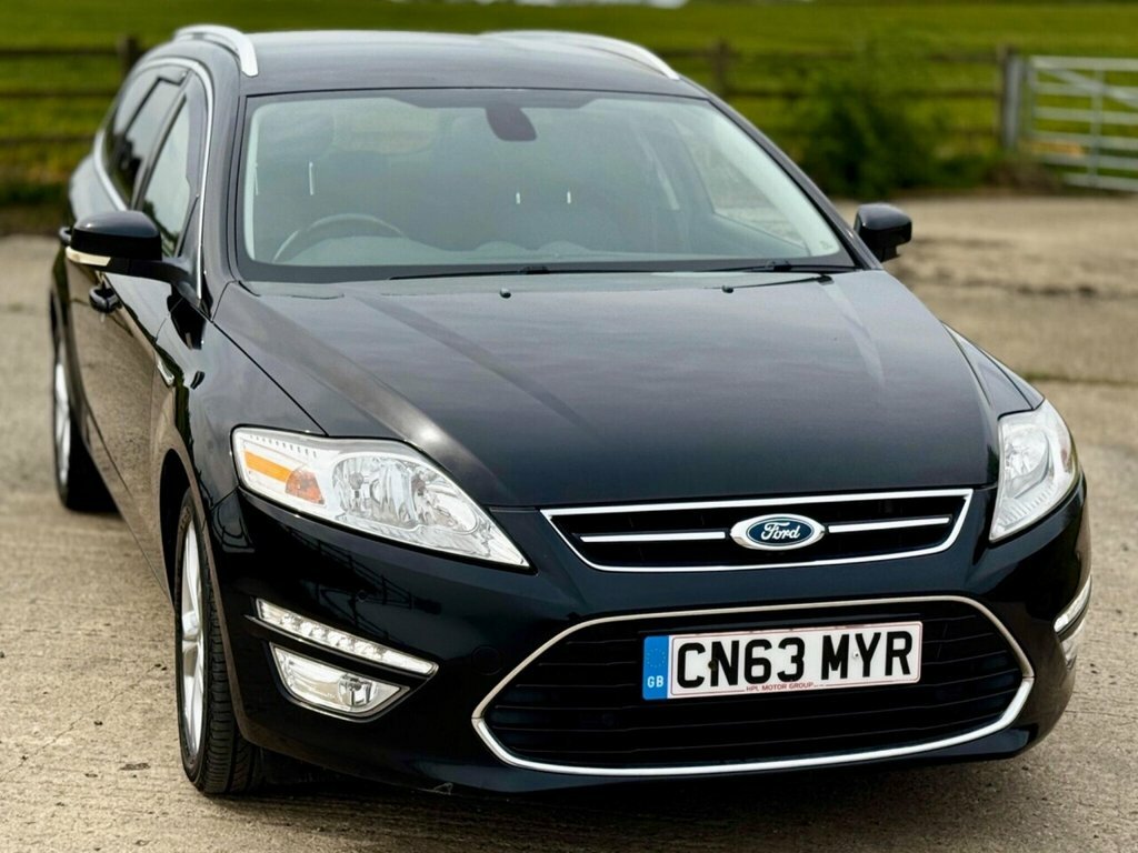 Ford Mondeo Estate Black #4