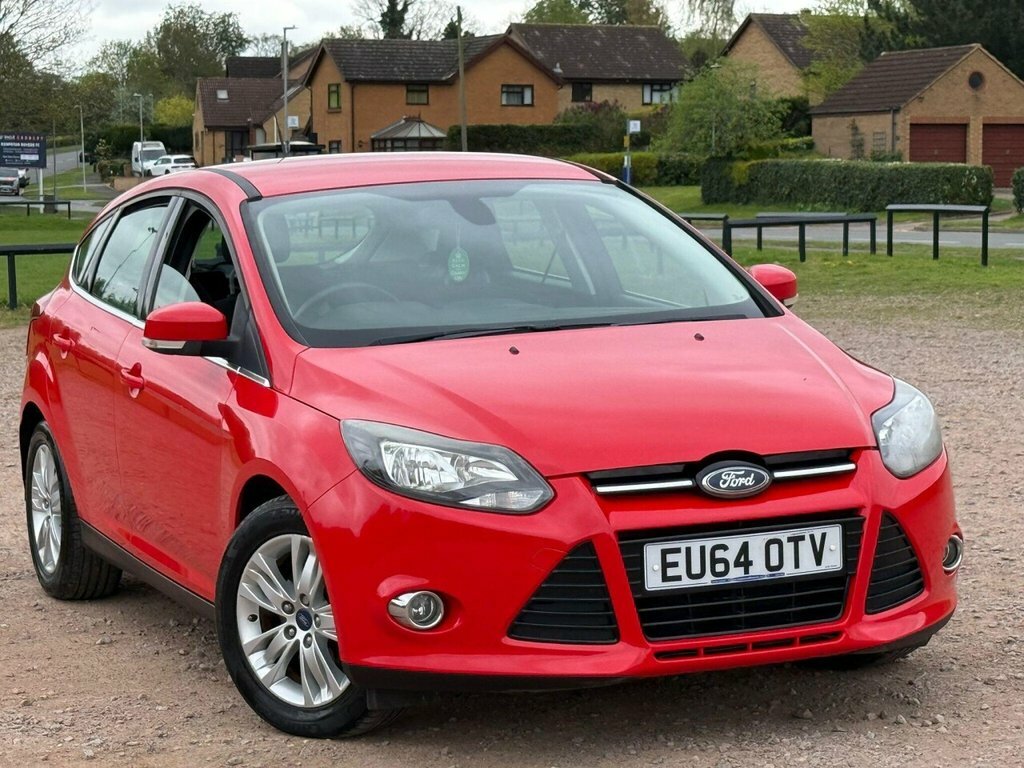Ford Focus Titanium Navigator EU64OTV Red #5