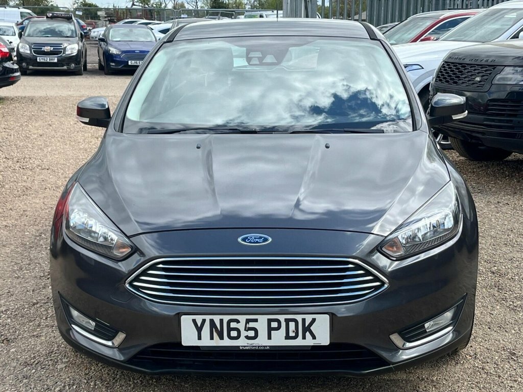 Ford Focus Hatchback YN65PDK Grey #2