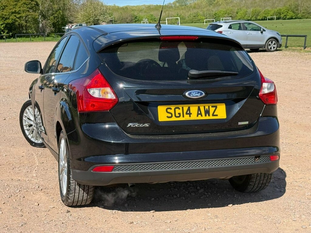 Ford Focus Hatchback SG14AWZ Black #6