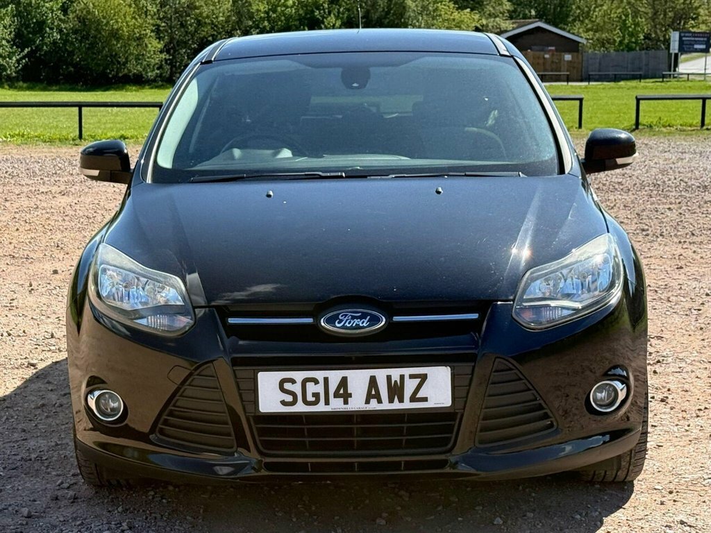 Ford Focus Hatchback SG14AWZ Black #5