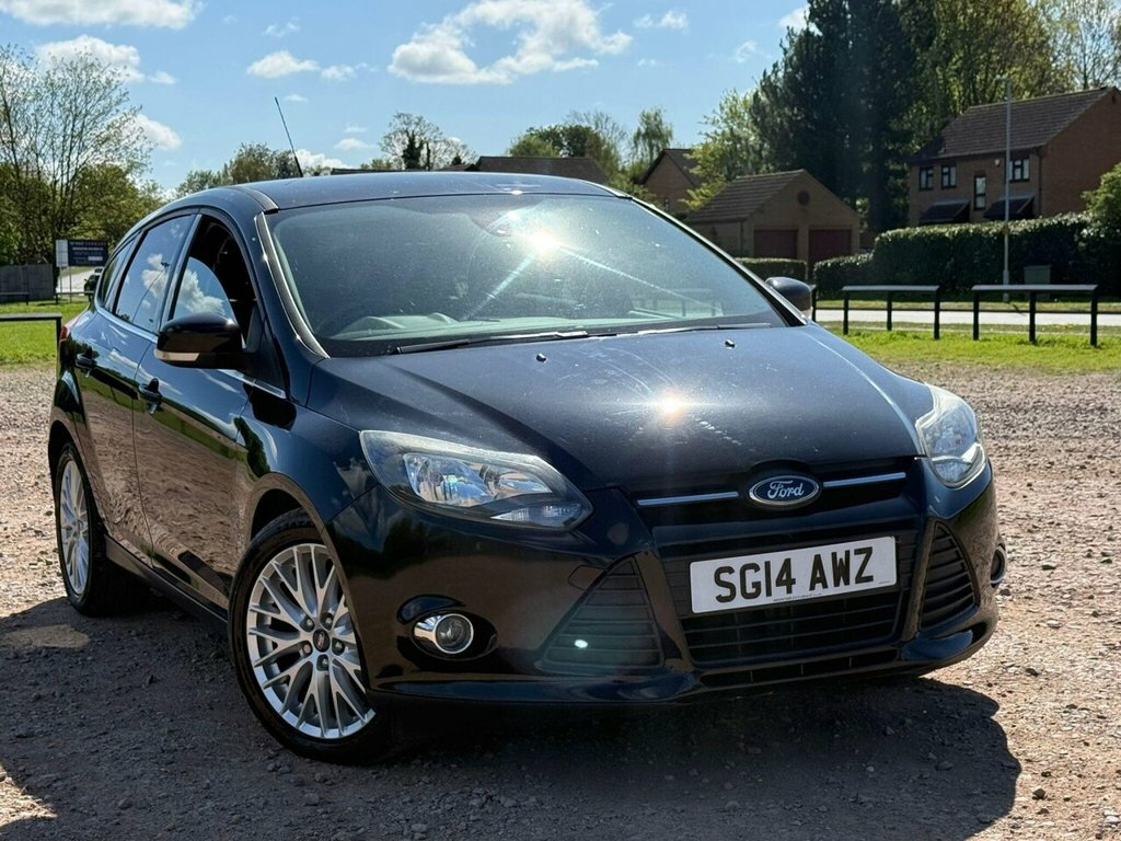 Ford Focus Hatchback SG14AWZ Black #2