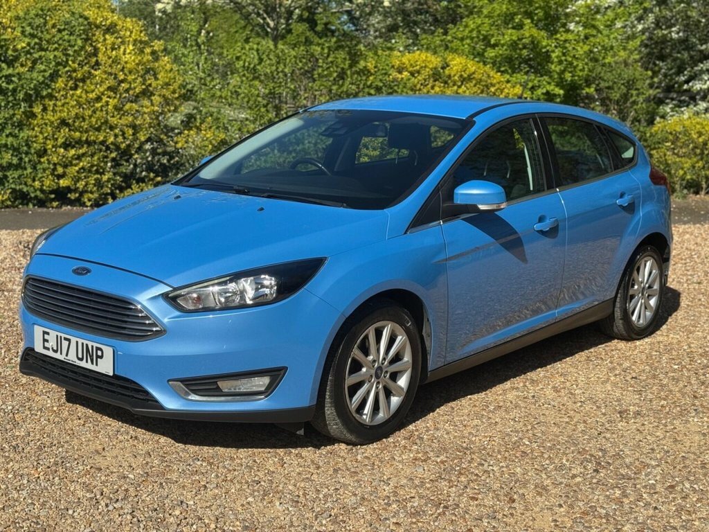 Ford Focus Focus Titanium EJ17UNP Blue #3