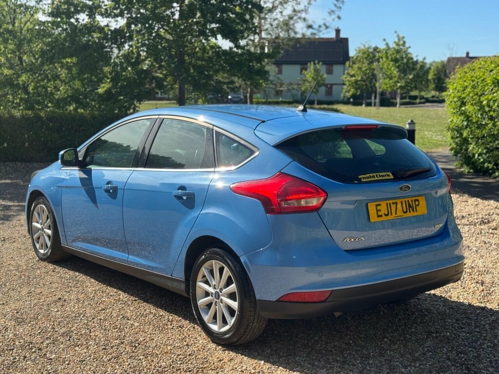 Ford Focus Focus Titanium EJ17UNP Blue #4