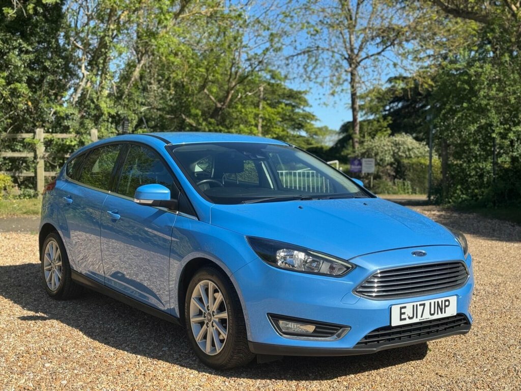 Ford Focus Focus Titanium EJ17UNP Blue #6