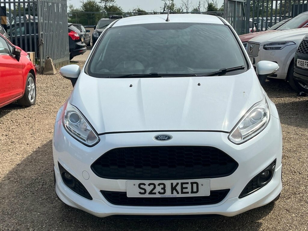 Ford Fiesta Fiesta Startline S23KED White #2