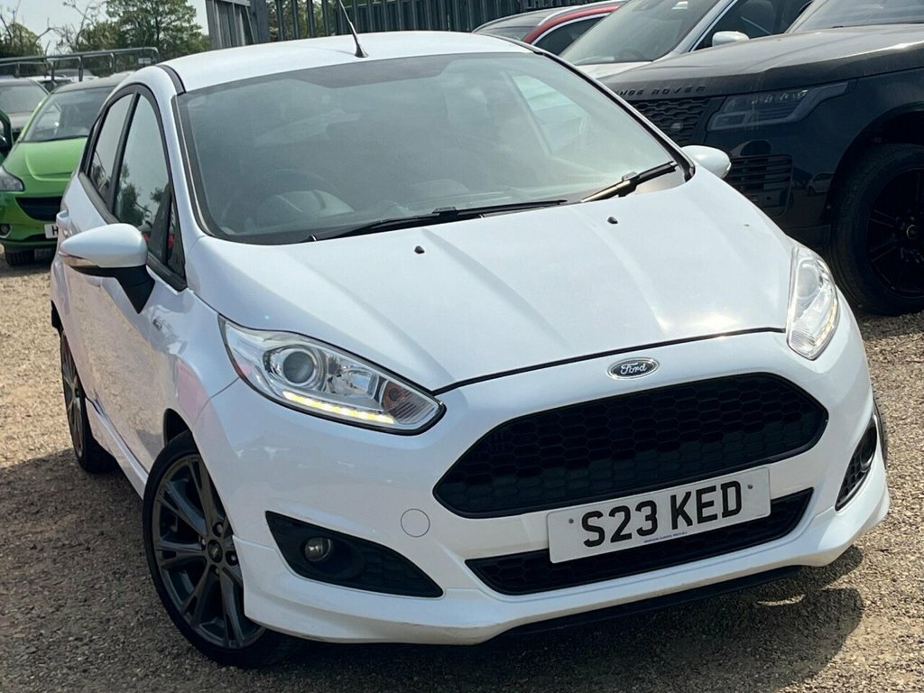 Ford Fiesta Fiesta Startline S23KED White #5