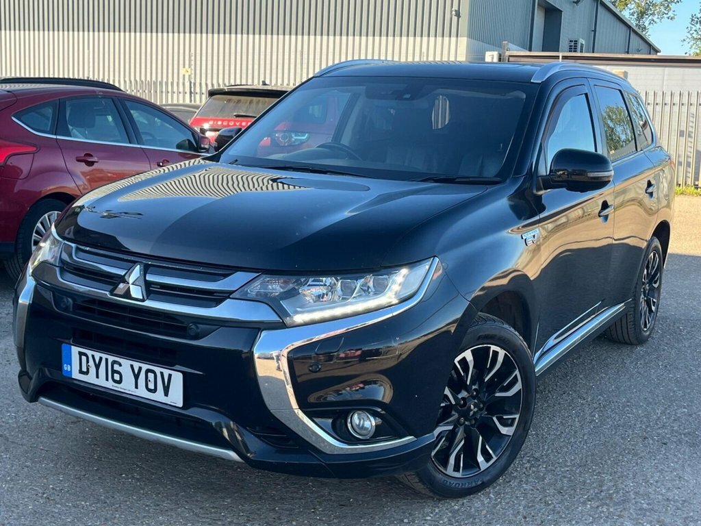Mitsubishi Outlander Suv DY16YOV Black #3