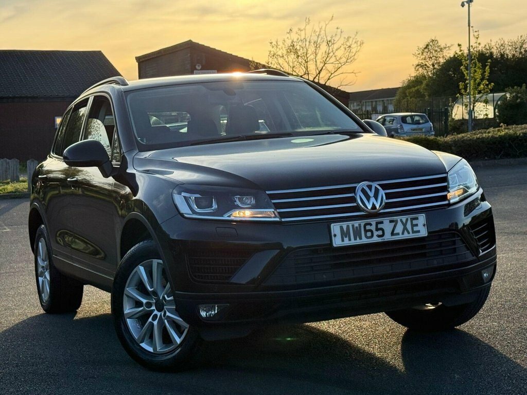 Volkswagen Touareg Suv MW65ZXE Black #5