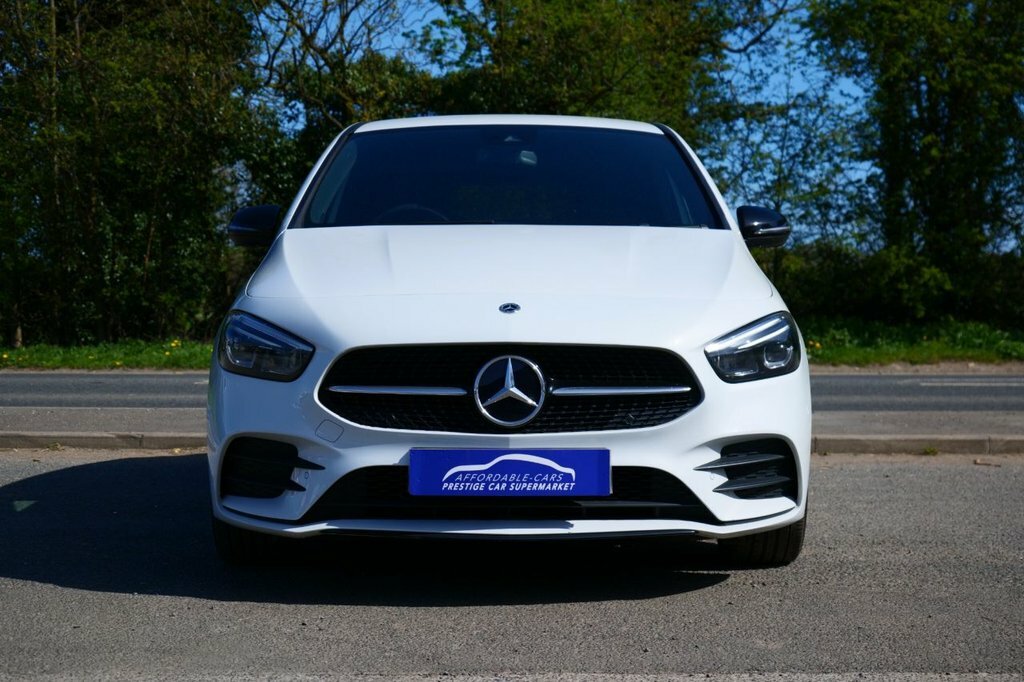 Mercedes-Benz B Class 1.3L Amg Line Edition White #4