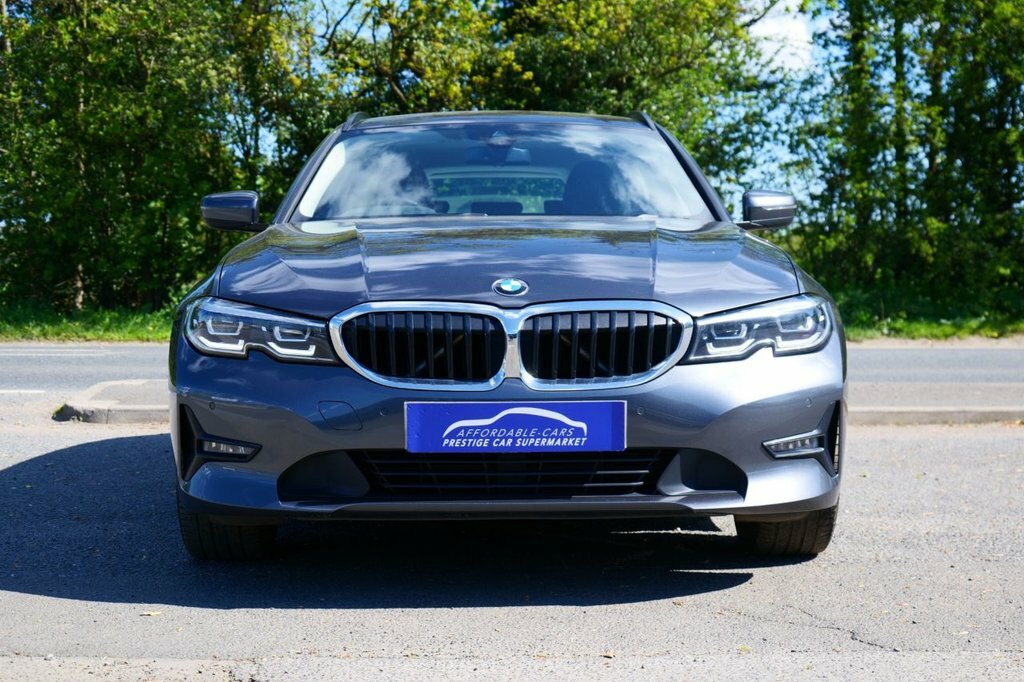 BMW 3 Series 2L Se Pro LR71OXM Grey #4