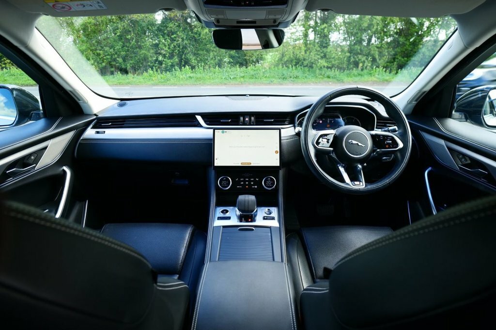 Jaguar F-Pace 2L R-dynamic S AE72PXT Silver #3