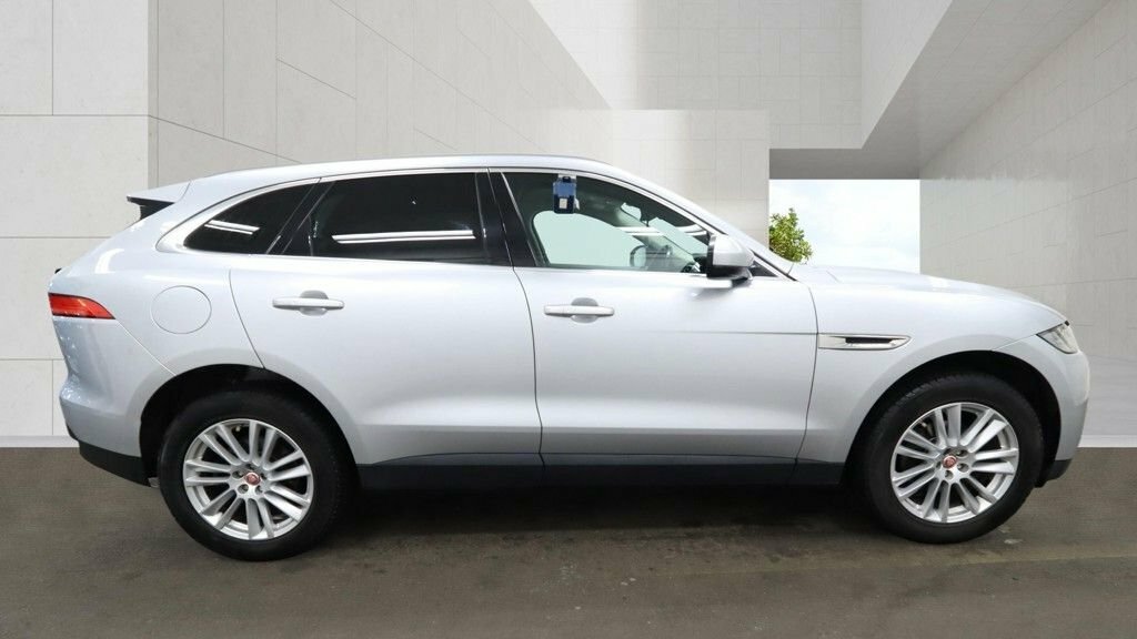 Jaguar F-Pace 2L Portfolio KM19LCE Silver #5