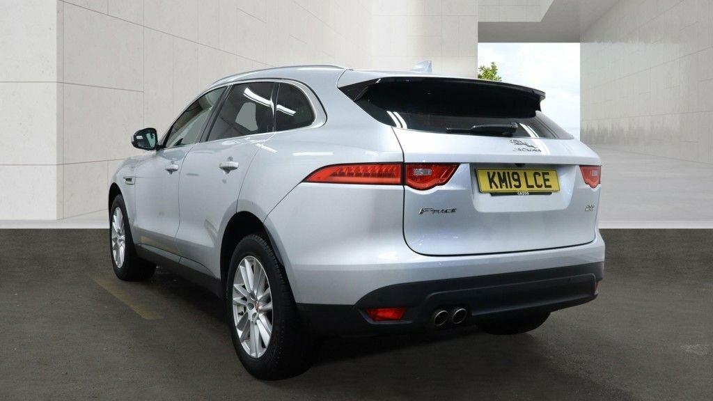 Jaguar F-Pace 2L Portfolio KM19LCE Silver #3