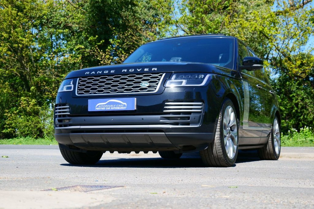 Land Rover Range Rover 3L Autobiography 5dr EY69HFM Black #6