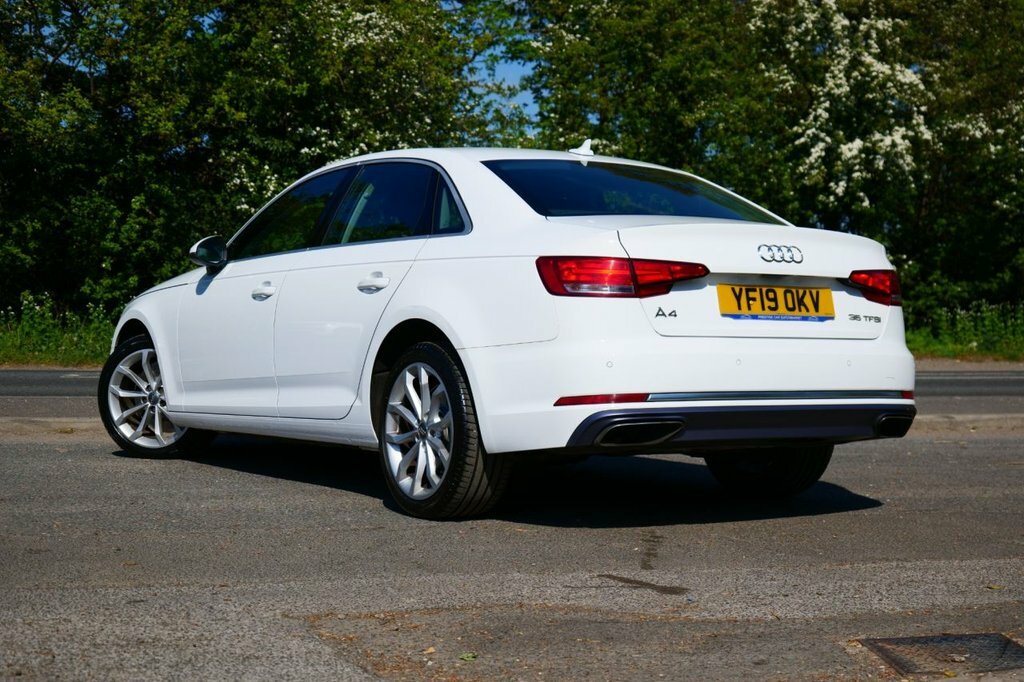 Audi A4 Saloon YF19OKV White #2