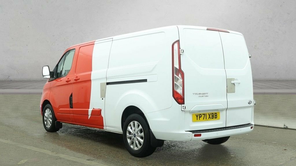 Ford Transit Custom 2L Limited YP71XBB White #3