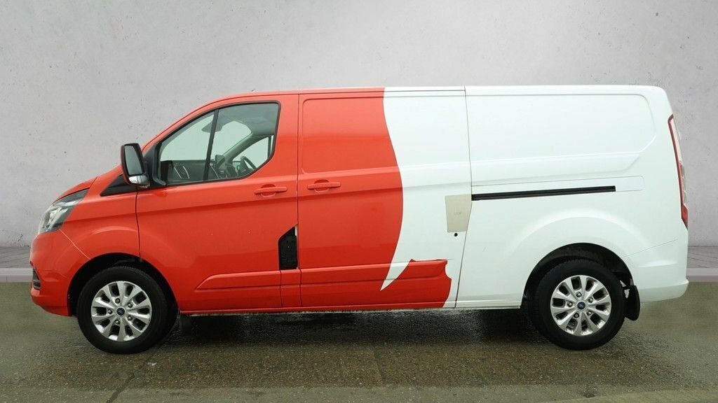 Ford Transit Custom 2L Limited YP71XBB White #6