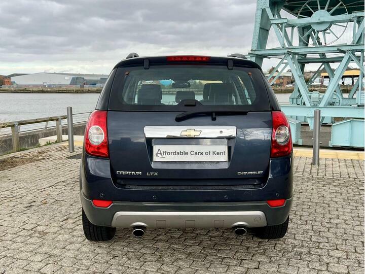 Chevrolet Captiva Lt 7S Vcdi A Grey #8