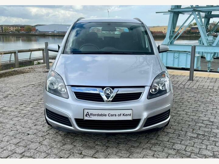 Vauxhall Zafira 1.8 16V Club Easytronic Euro 4 Silver #2