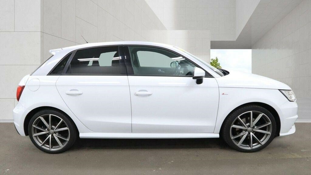Audi A1 1.4 Tfsi Cod Black Edition Sportback Euro 6 Ss GM17DAA White #5