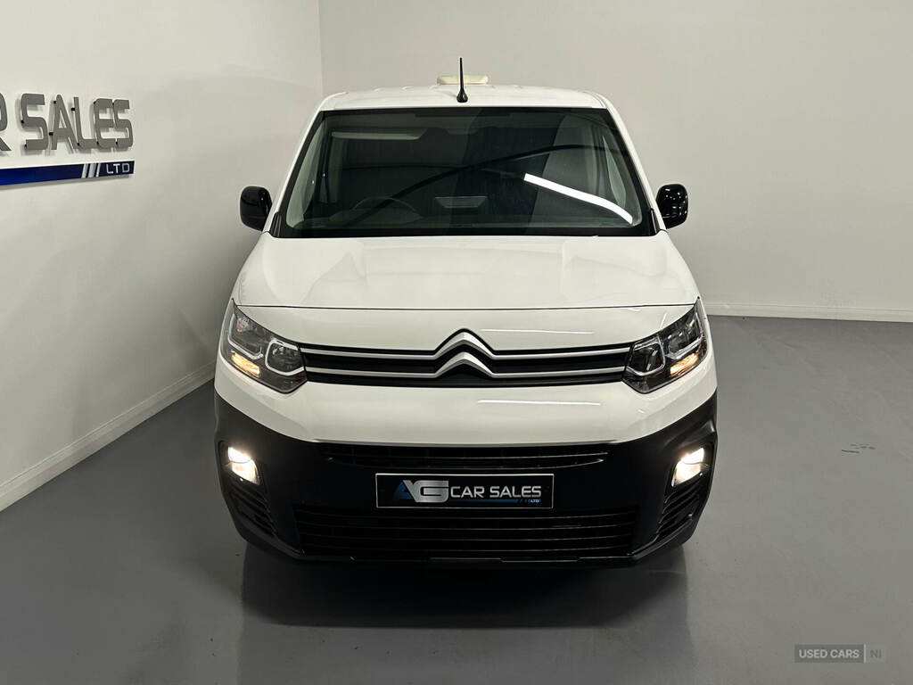 Citroen Berlingo 1.5 Bluehdi 1000Kg Enterprise Pro 100Ps 6 Speed CJ71EUZ White #2