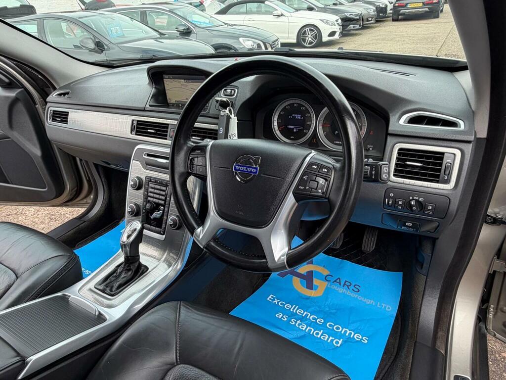 Volvo XC70 Estate 2.4 D5 Se Lux Geartronic Awd Euro 5 20 Gold #3