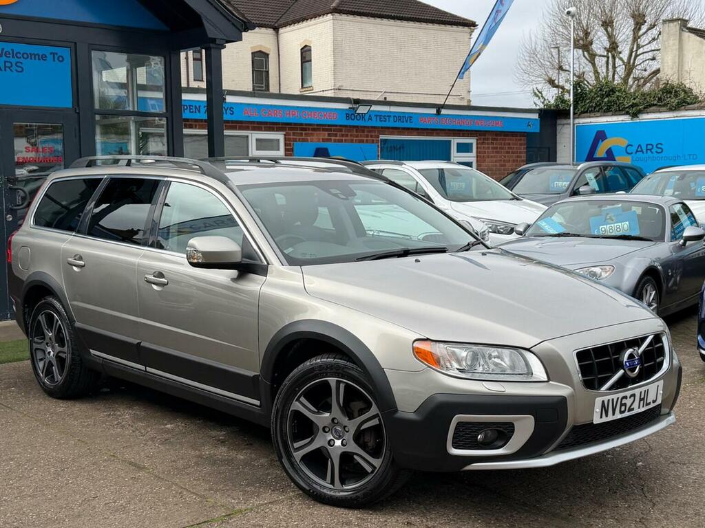 Volvo XC70 Estate 2.4 D5 Se Lux Geartronic Awd Euro 5 20 Gold